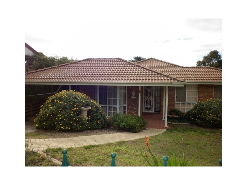 9 Lennard Drive, Moana SA 5169