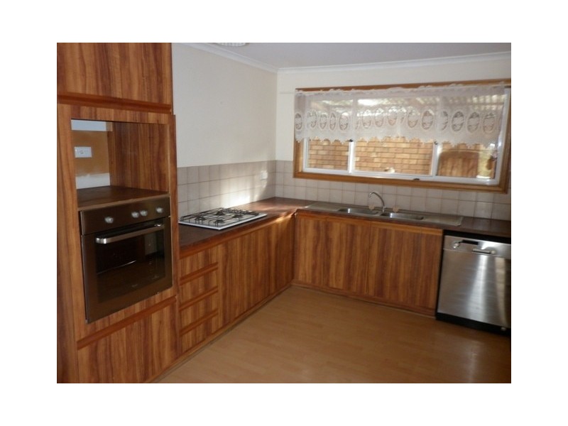 9 Lennard Drive, Moana SA 5169