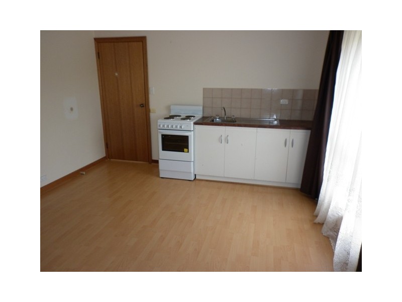 9 Lennard Drive, Moana SA 5169