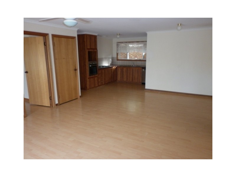 9 Lennard Drive, Moana SA 5169