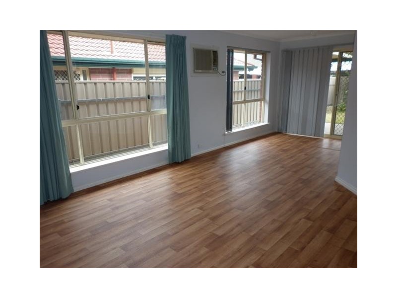 16 Whitestone Crescent, Seaford Rise SA 5169