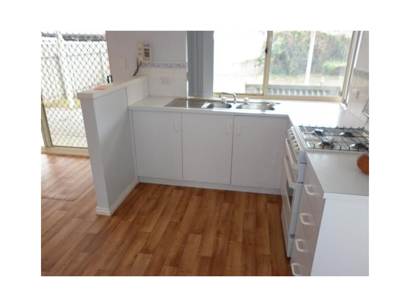 16 Whitestone Crescent, Seaford Rise SA 5169