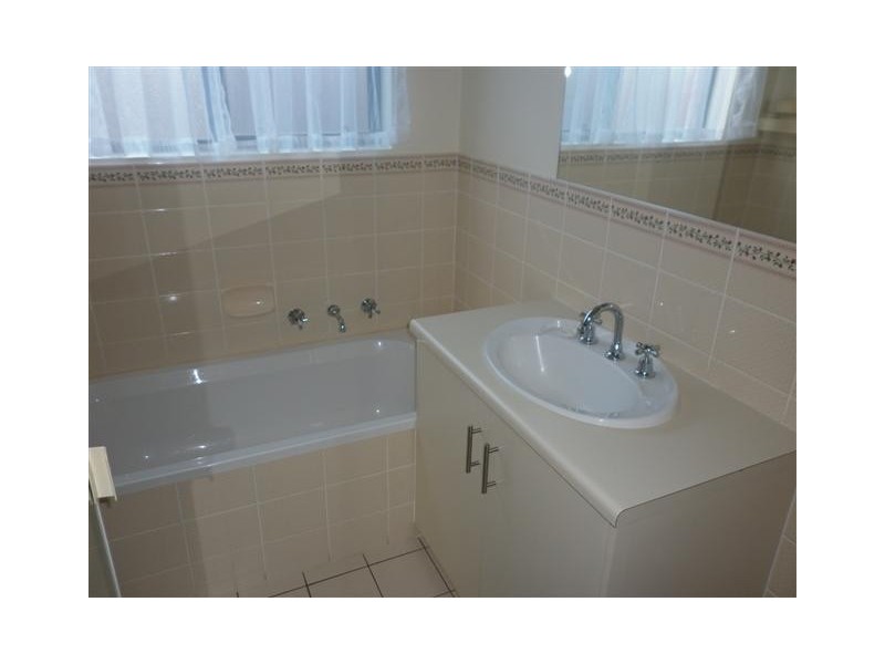 20 Evelyn Sturt Drive, Willunga SA 5172