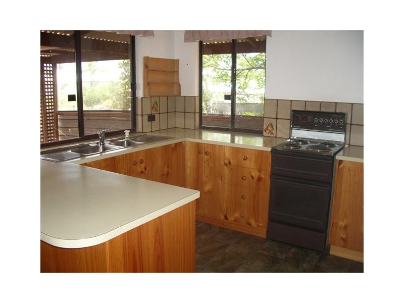 20 Seabreeze Crescent, Maslin Beach SA 5170