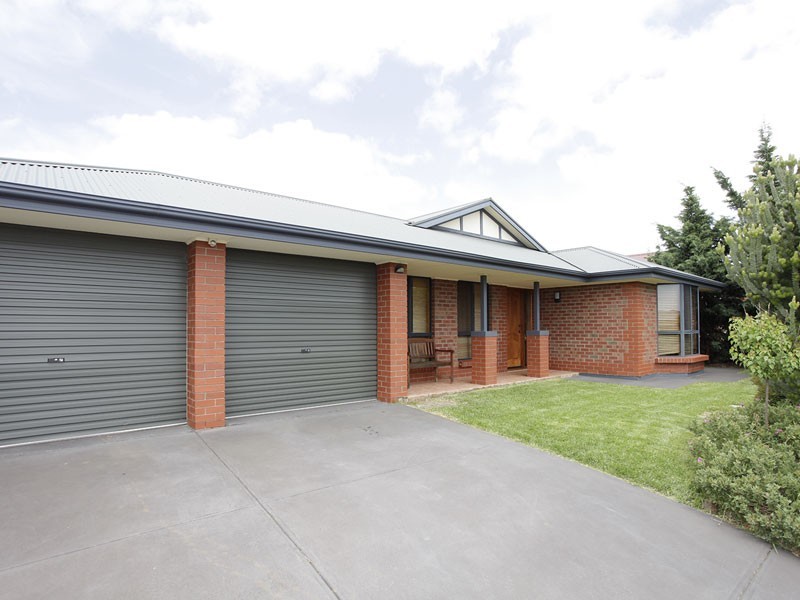 2 Grapevine Lane, Mclaren Vale SA 5171