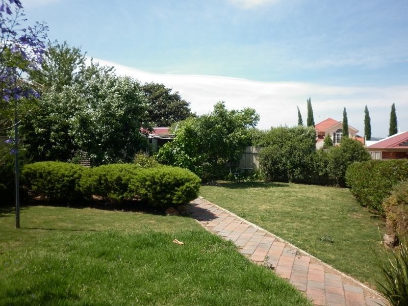 2 Grapevine Lane, Mclaren Vale SA 5171