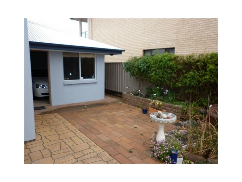 22 Babbacombe Drive, Moana SA 5169