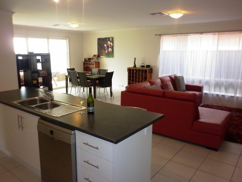 37 Summer Street, Mclaren Flat SA 5171