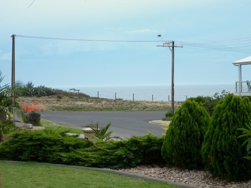 46  Lennard Drive, Moana SA 5169