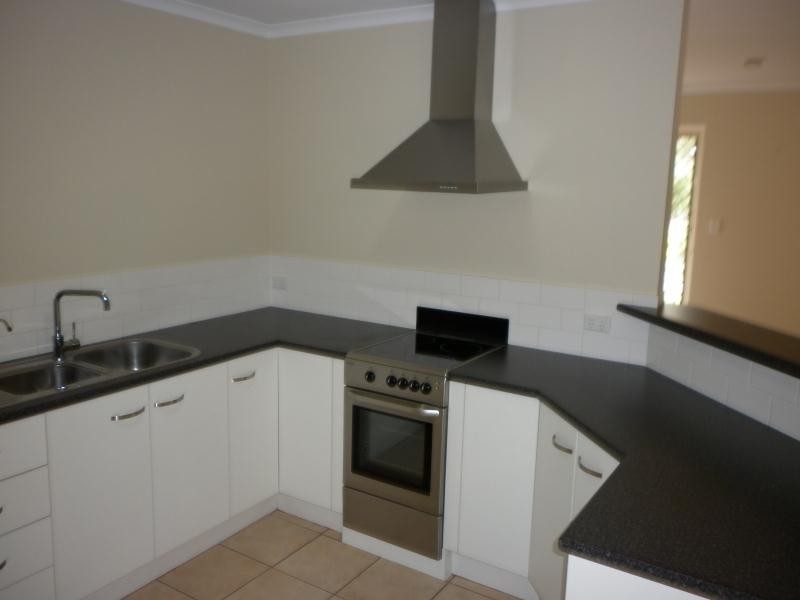 3/2 Barbados Drive, Seaford Rise SA 5169