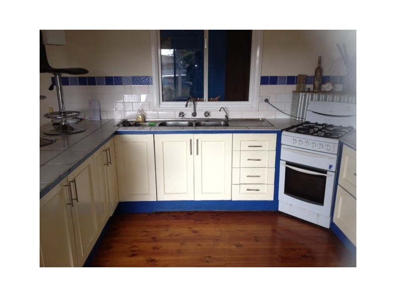 16 Rowley Road, Port Willunga SA 5173