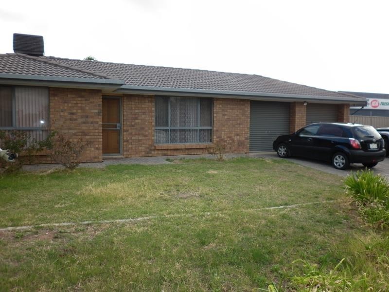 13 Churston Place, Moana SA 5169