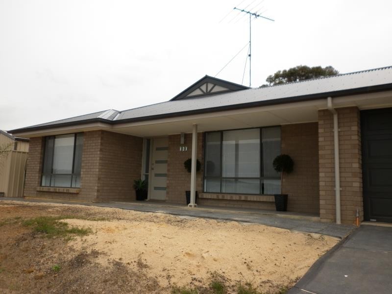 121 George Francis Drive, Mount Compass SA 5210