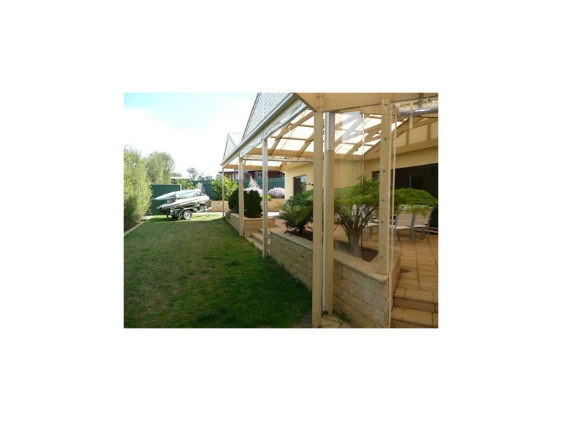 2 Pearn Court, Mclaren Vale SA 5171