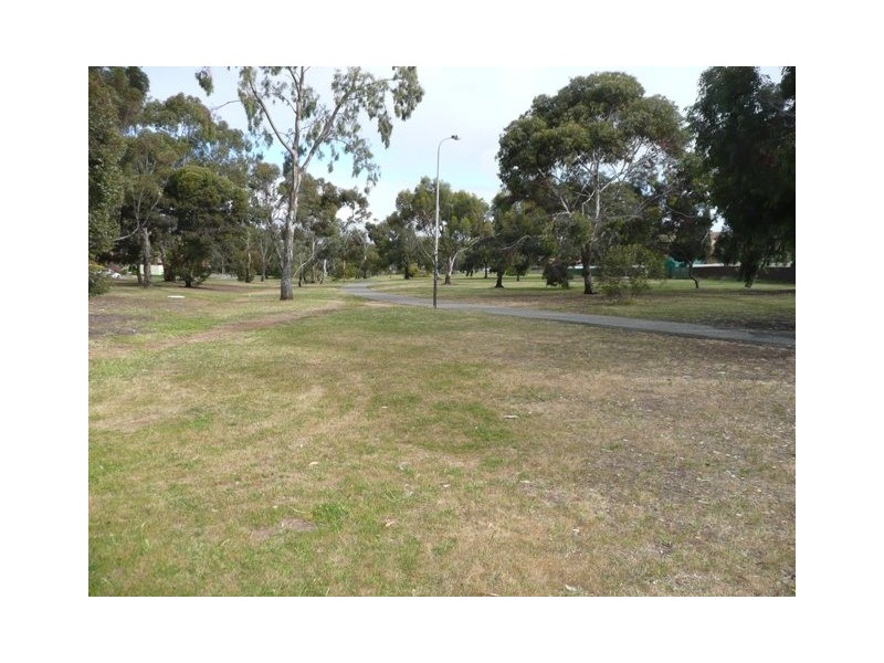 15 Finland Court, Hackham West SA 5163