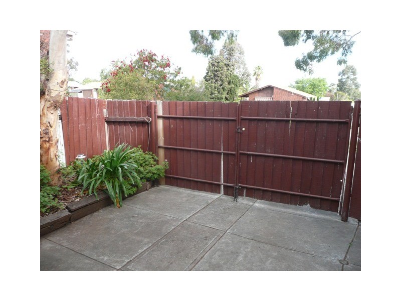 15 Finland Court, Hackham West SA 5163