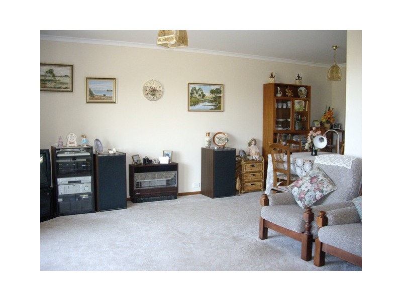 11 Cove Circuit, Seaford Rise SA 5169