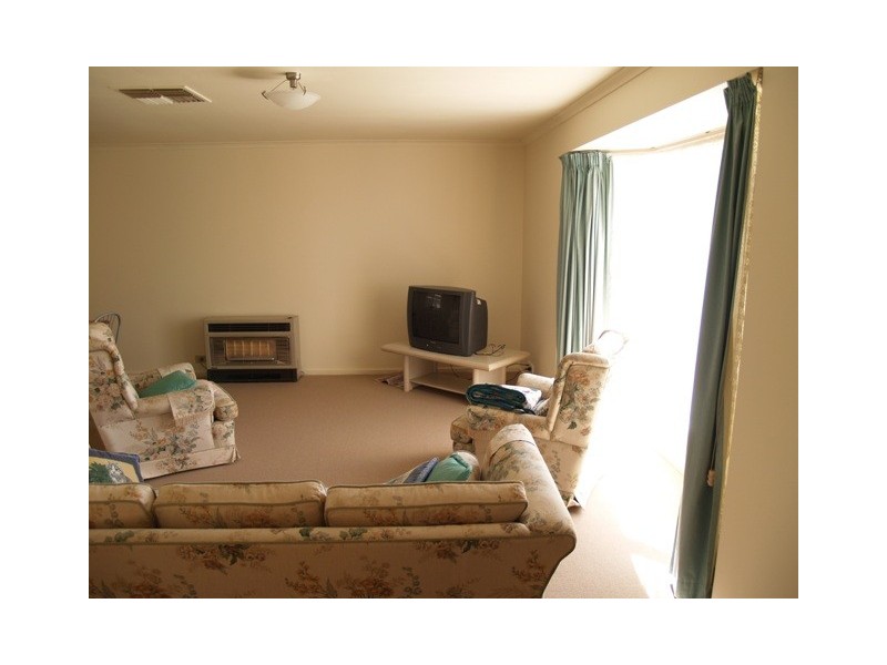1 Bill Court, Woodcroft SA 5162