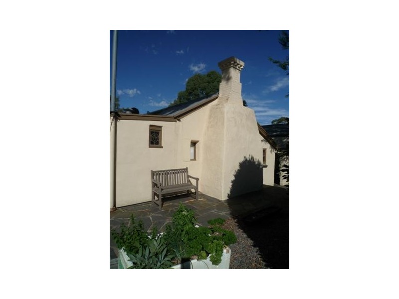 8  St Lukes Street, Willunga SA 5172