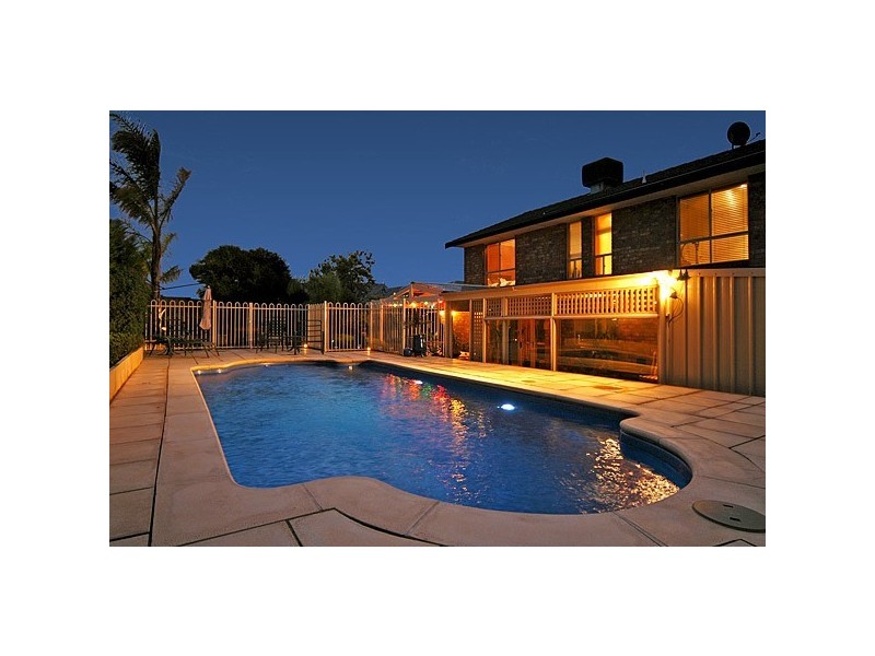 4 Churston Place, Moana SA 5169