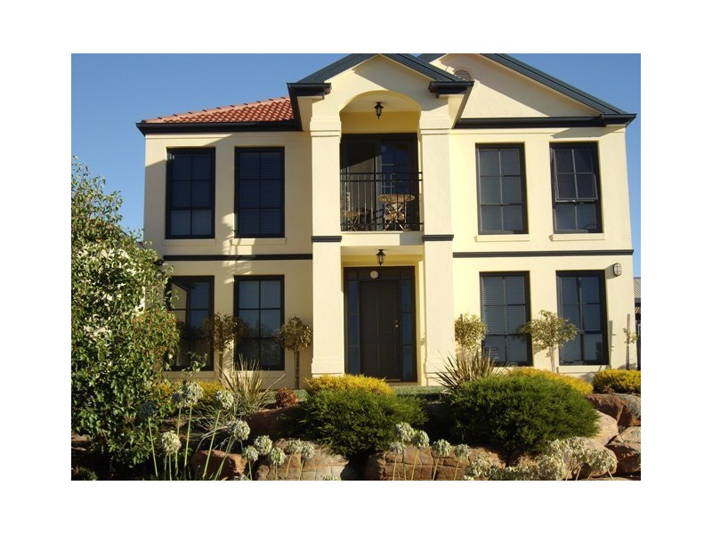 9 Landseer Crescent, Seaford Rise SA 5169