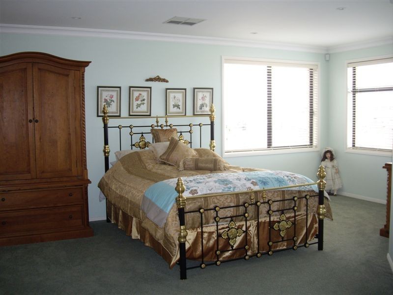 9 Landseer Crescent, Seaford Rise SA 5169