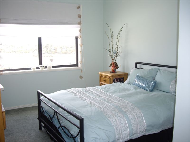 9 Landseer Crescent, Seaford Rise SA 5169