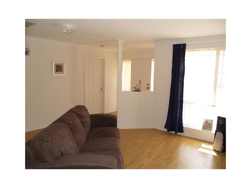 2 Razor Ave, Aldinga Beach SA 5173