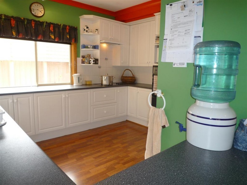 11 Methodist Street, Willunga SA 5172