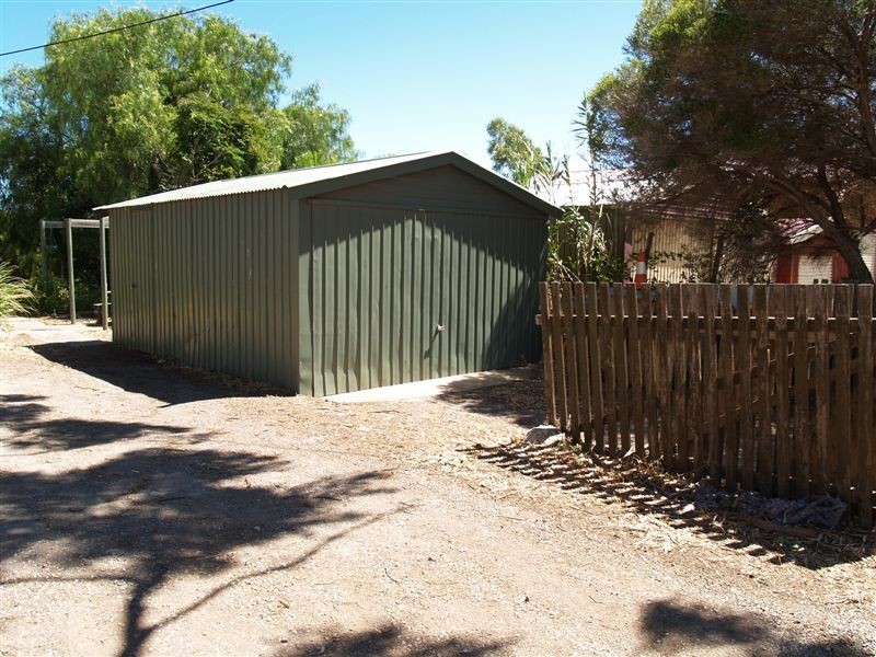 25 Stirling Avenue, Sellicks Beach SA 5174