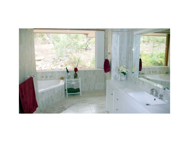 Lot 82 Upper Penneys Hill Road, Onkaparinga Hills SA 5163