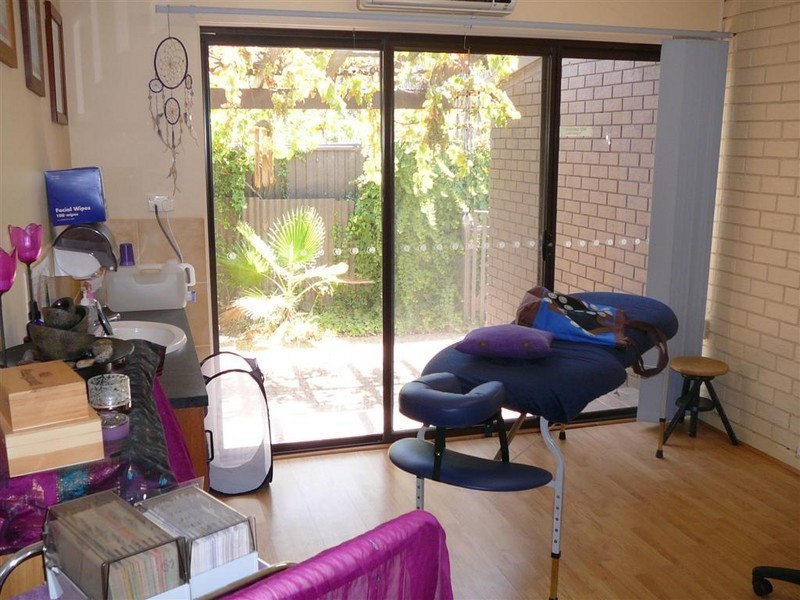 27 Flaxmill Road, Morphett Vale SA 5162