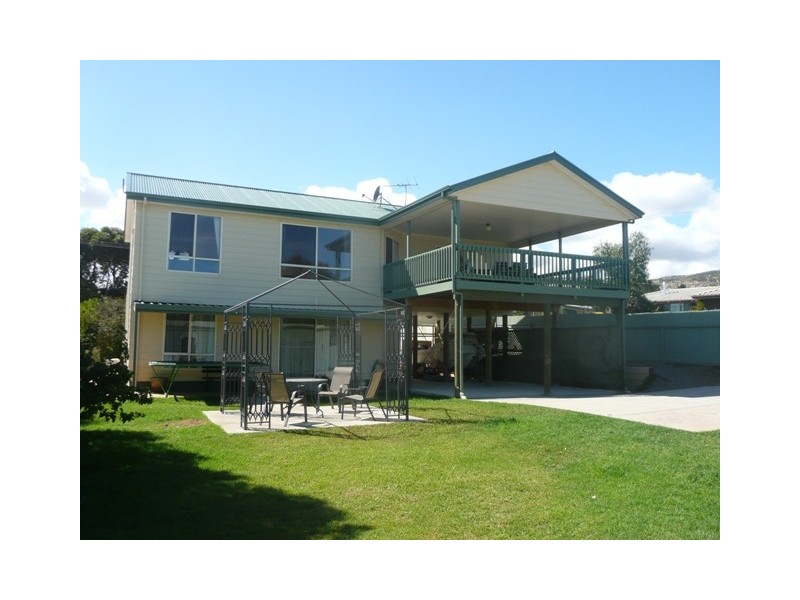 1 Lanark Ave, Sellicks Beach SA 5174