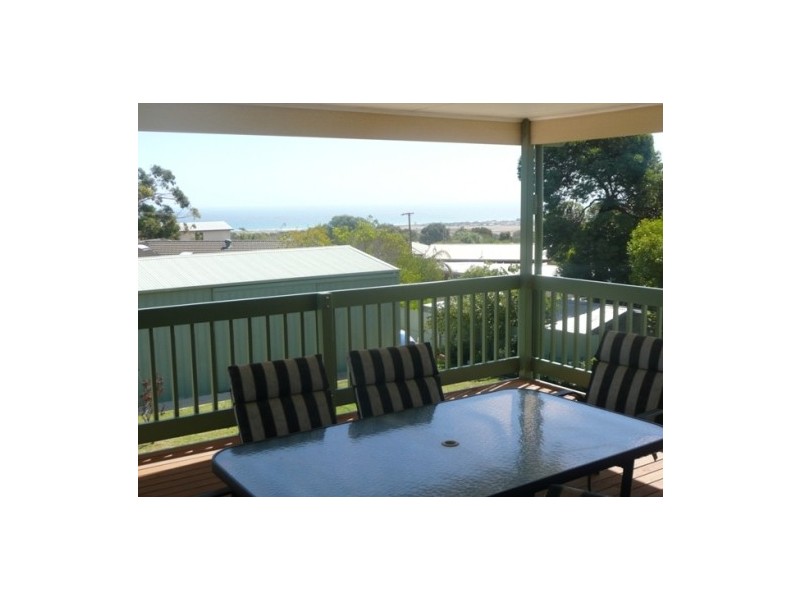 1 Lanark Ave, Sellicks Beach SA 5174