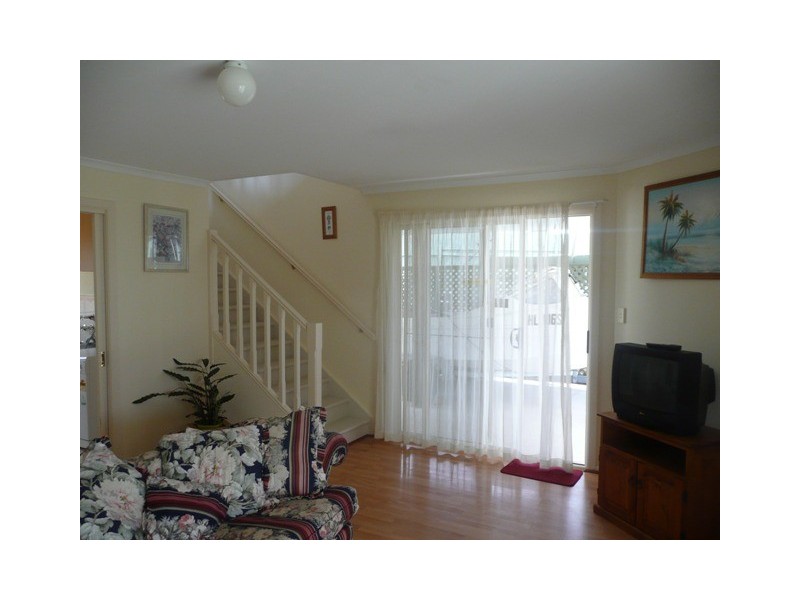 1 Lanark Ave, Sellicks Beach SA 5174