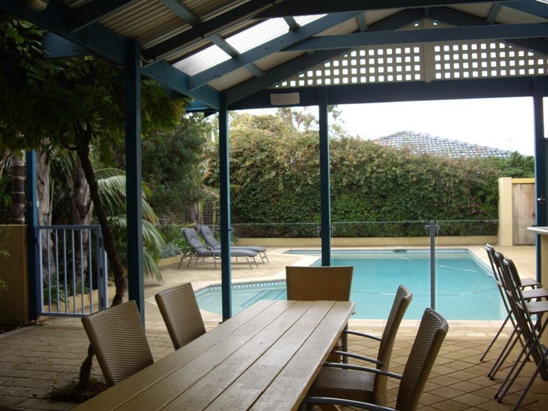 17 Nelson Street, Port Noarlunga South SA 5167