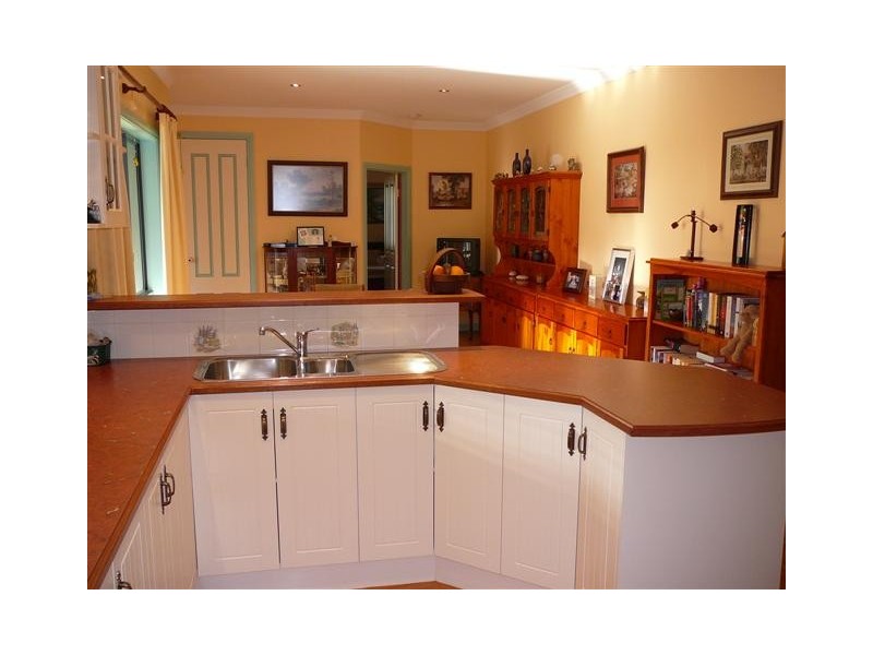 9 St Lukes Street, Willunga SA 5172