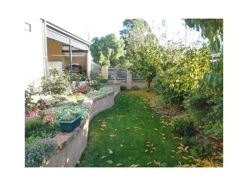 9 St Lukes Street, Willunga SA 5172