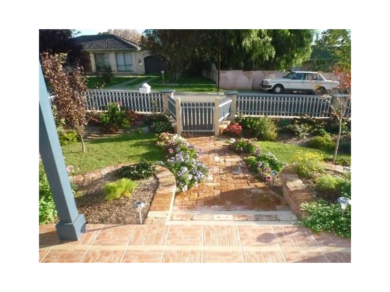 9 St Lukes Street, Willunga SA 5172