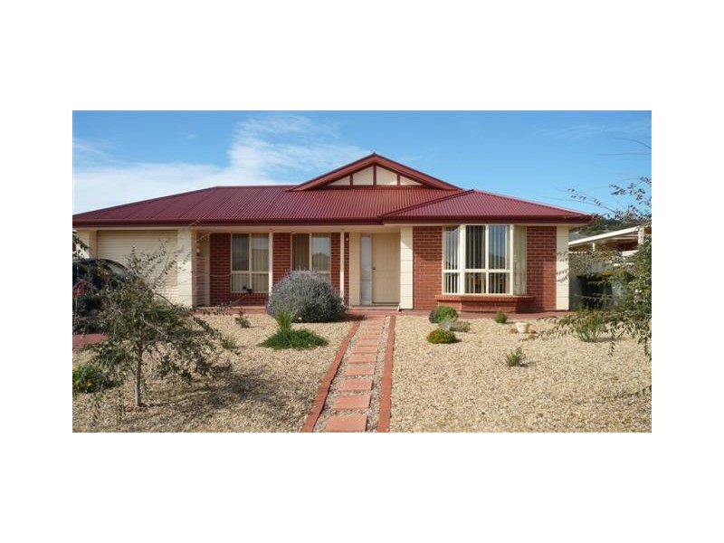 35 Evelyn Sturt Drive, Willunga SA 5172
