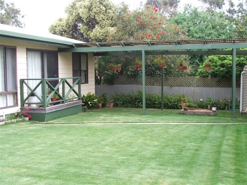 9 Moore Street, Willunga SA 5172