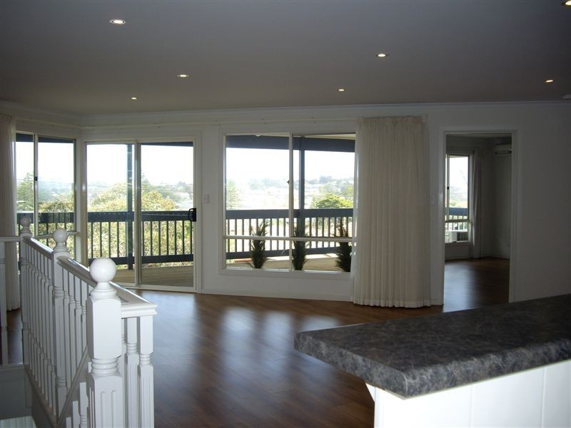 1a Maturin Avenue, Christies Beach SA 5165