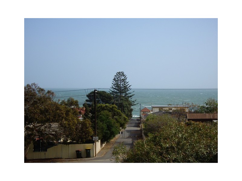 1a Maturin Avenue, Christies Beach SA 5165
