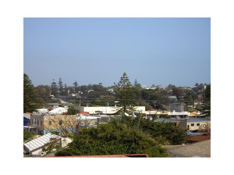 1a Maturin Avenue, Christies Beach SA 5165