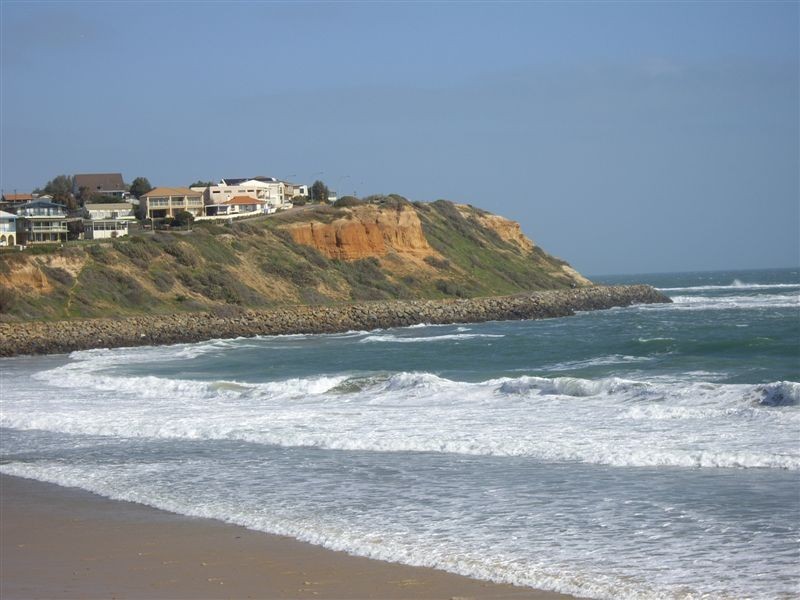 1a Maturin Avenue, Christies Beach SA 5165