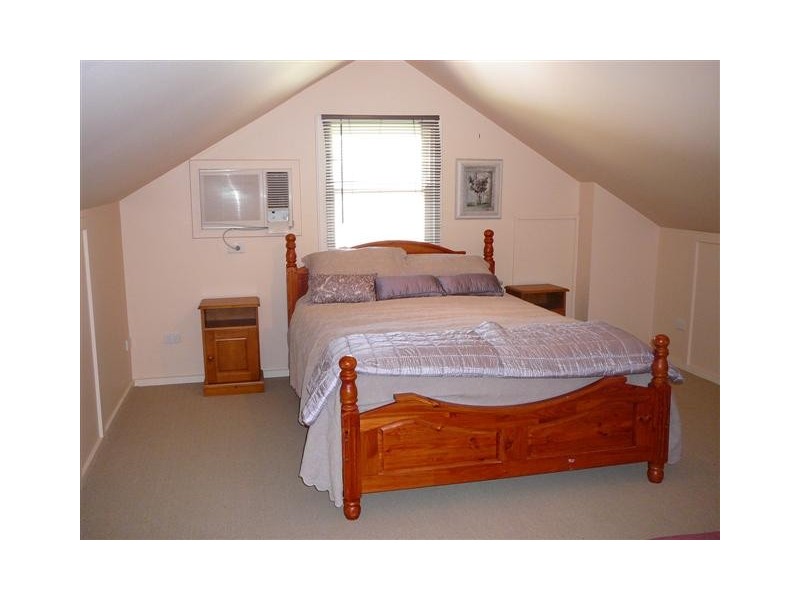 24 Main Road, Willunga SA 5172