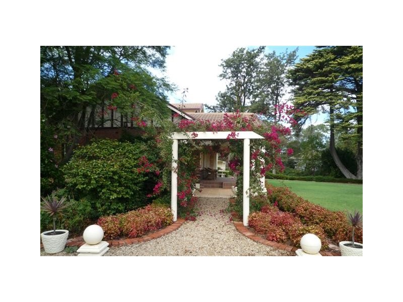 24 Main Road, Willunga SA 5172