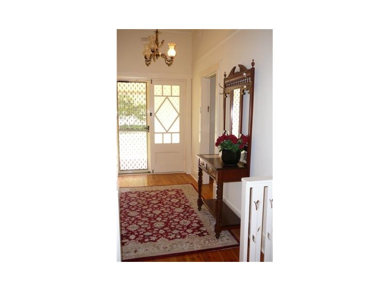 24 Main Road, Willunga SA 5172