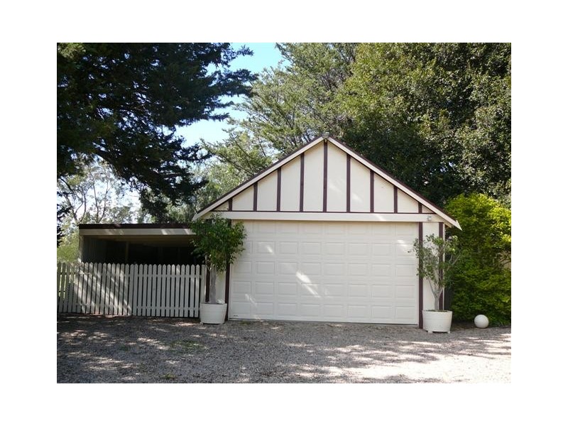 24 Main Road, Willunga SA 5172