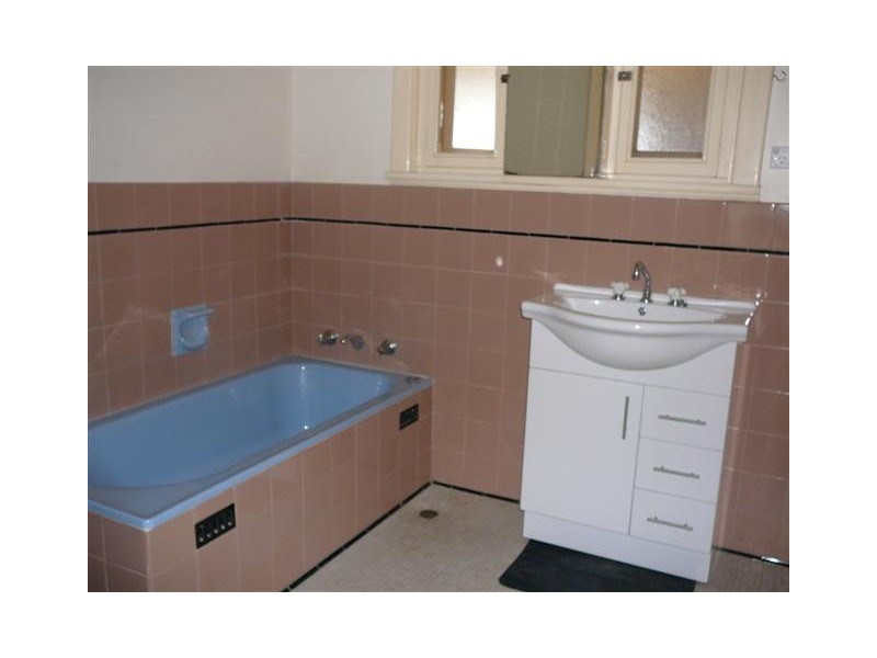 71 Main Road, Mclaren Flat SA 5171